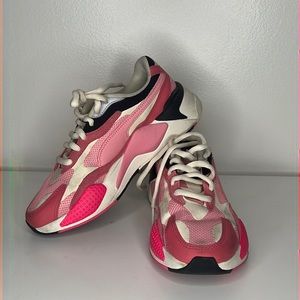 PUMA RS-X PINK SNKEAKERS